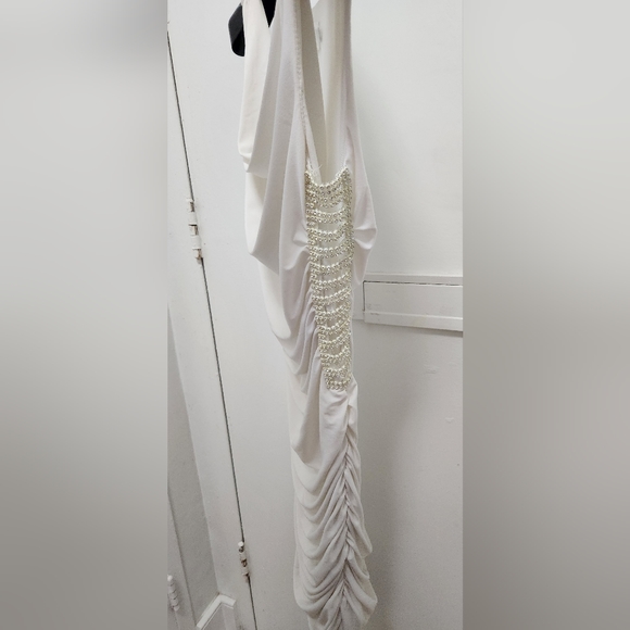 3/$25 Esha Designer Semi formal sleeveless dress White S size. - Picture 6 of 9